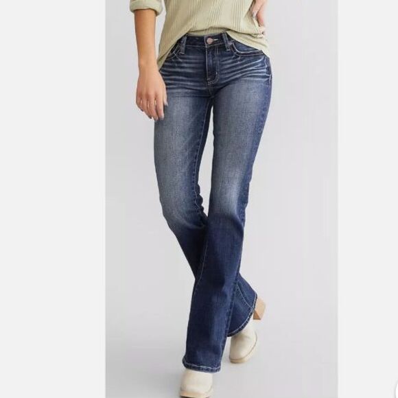 BKE Wendi Stretch Women’s Jeans - Dark Wash Factory Fade Bootcut Size: 32x33.5 - Picture 1 of 16
